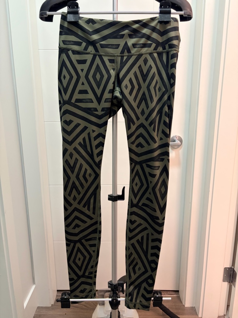 lululemon athletica Olive & Black Geometric Print Leggings